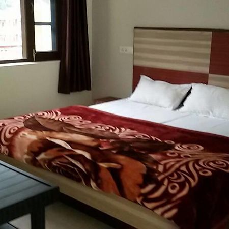 Hotel Deep Forest 卡索尔 外观 照片