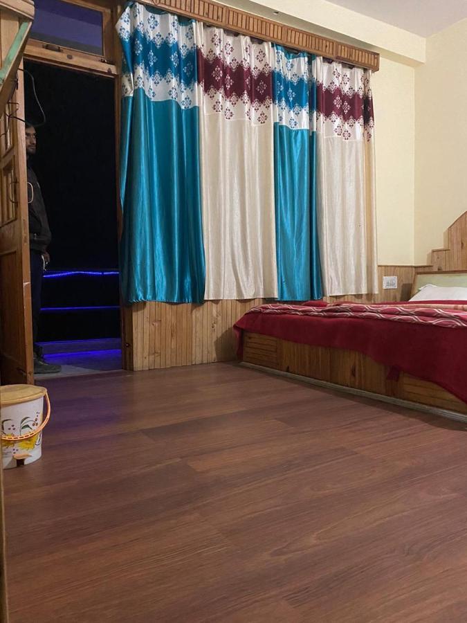 Hotel Deep Forest 卡索尔 外观 照片
